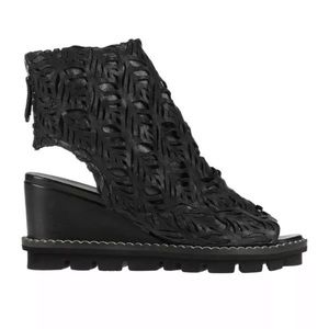 Worn Once Statement Sandals